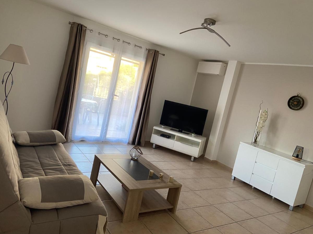 Tres Bel Appartement Entier Proche De La Mer 2 Chambres 1 Salon Vallauris Exterior foto